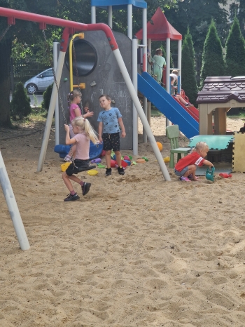 plac zabaw (29)