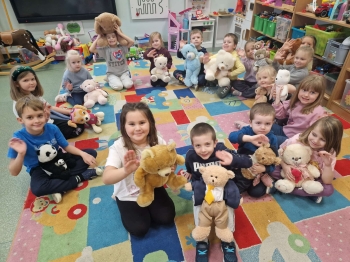 8cad613d-e75e-437b-8d4b-6ba25cb96e19