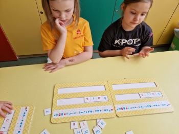 Logopedyczne zabawy (7).jpeg