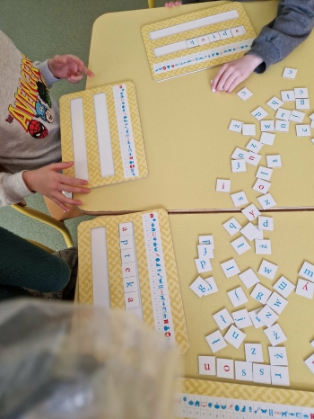 Logopedyczne zabawy (38).jpeg