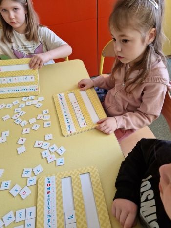 Logopedyczne zabawy (63).jpeg