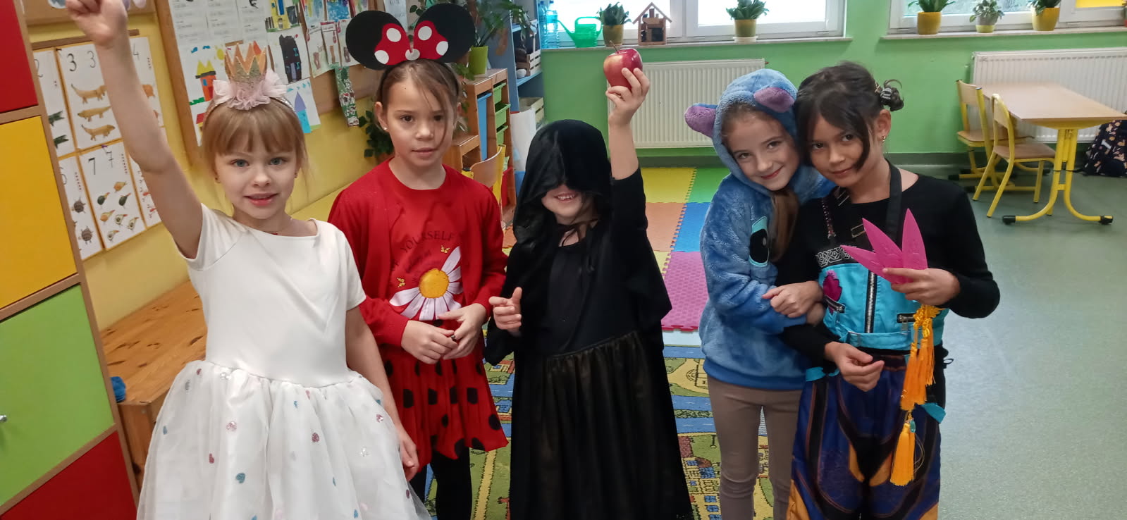 Dzień Postaci z Bajek oraz Przerwa na Czytanie